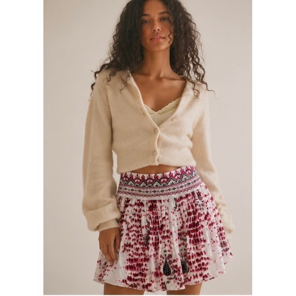 Anthropologie Raga Queen of Hearts Boho Mini Skirt Fuchsia Pink Smocked (S) NWT